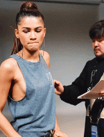 Zendaya-Gif-14.gif