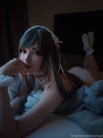 Zureeal_OF White_UW_bed (2).jpg