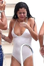 selena gomez 39.jpg