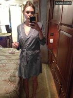 Elizabeth-Olsen-Nude-Sexy-Leaked-TheFappeningBlog.com-1.jpg