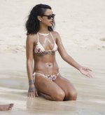 rihanna 262.jpg