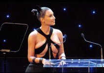 kim kardashian 325.jpg