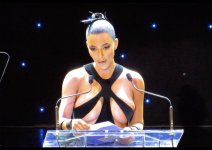 kim kardashian 326.jpg