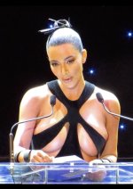 kim kardashian 327.jpg